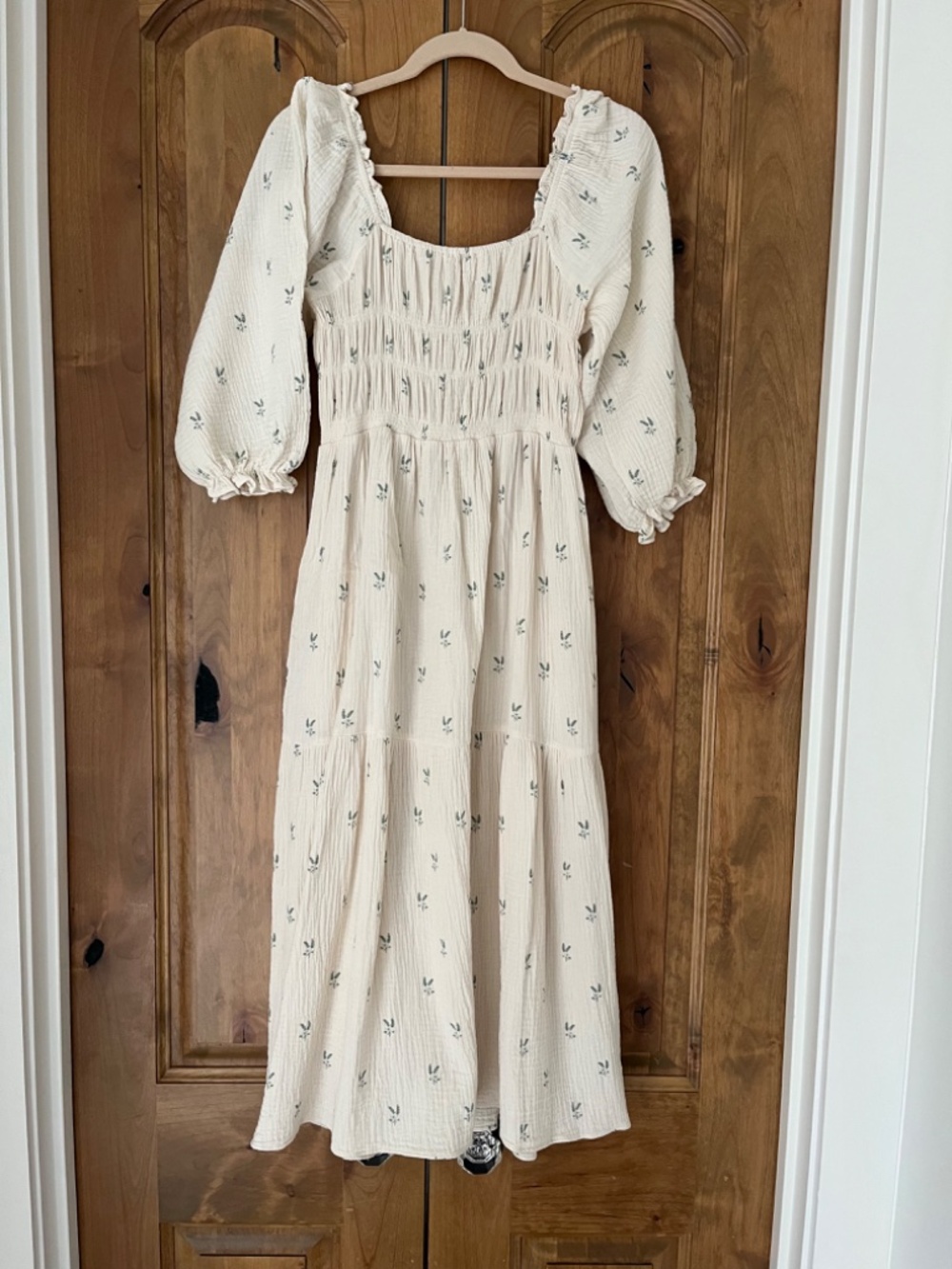 Neuflora Angela Dress Medium, color green floral - Picture 3 of 5